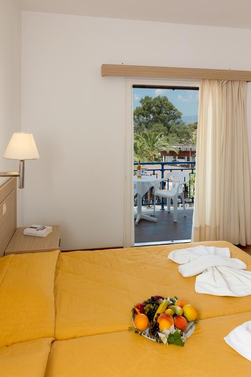 Saint Nicholas Hotel Psili Ammos  Kamer foto